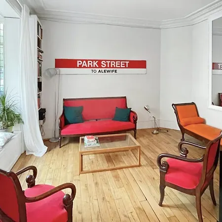 Spacious And Very Nice House In 15th Paris